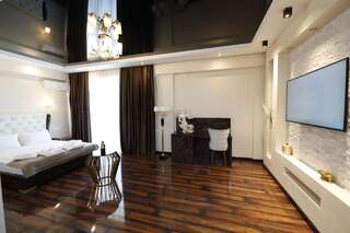 Отель Vilton Collection Тбилиси Суперлюкс с кроватью размера "king-size"-8